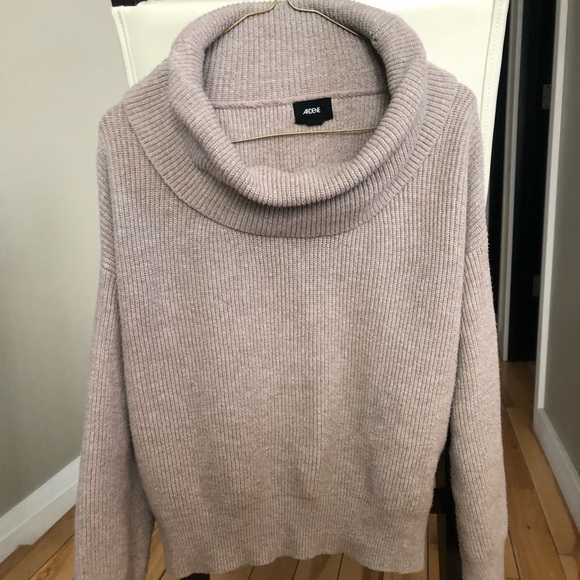 Ardene long sleeve - Picture 2 of 2